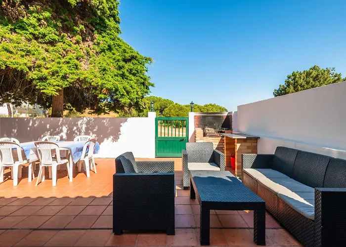 בית נופש Manso Da Falesia אולוס די אגווה